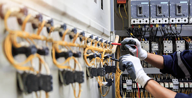 Professional Electrician technician working in New Square, NY